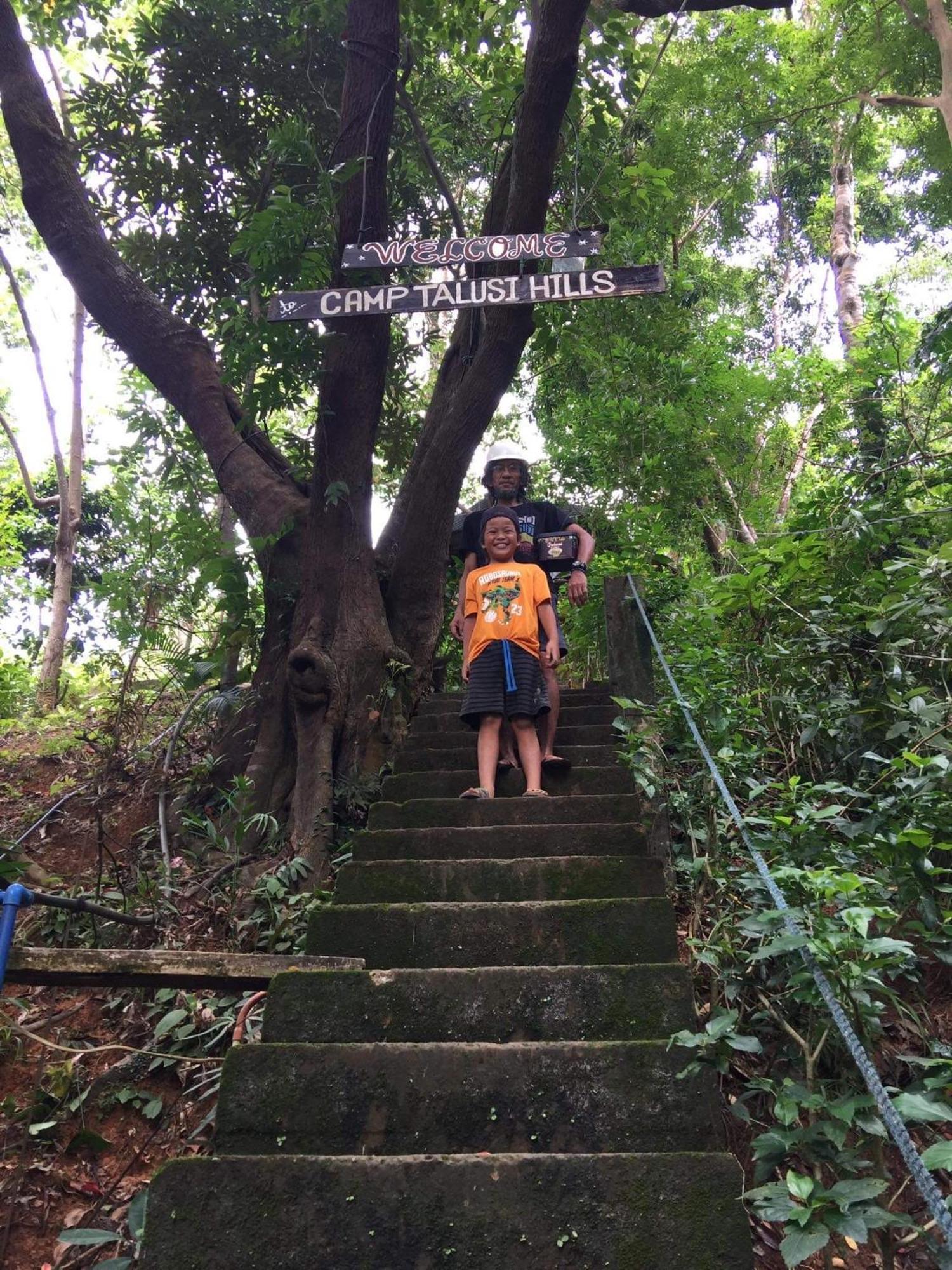 Camp Talusi Hilltop Overlooking 爱妮岛 外观 照片
